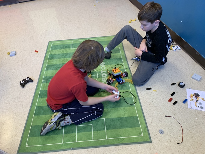 Battle Robots Workshop at RoboThink Greater Baltimore (2024-03-18)